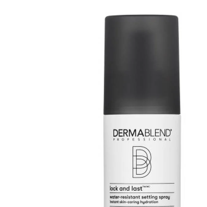 Maquillaje a prueba de sudor y agua para verano 2023