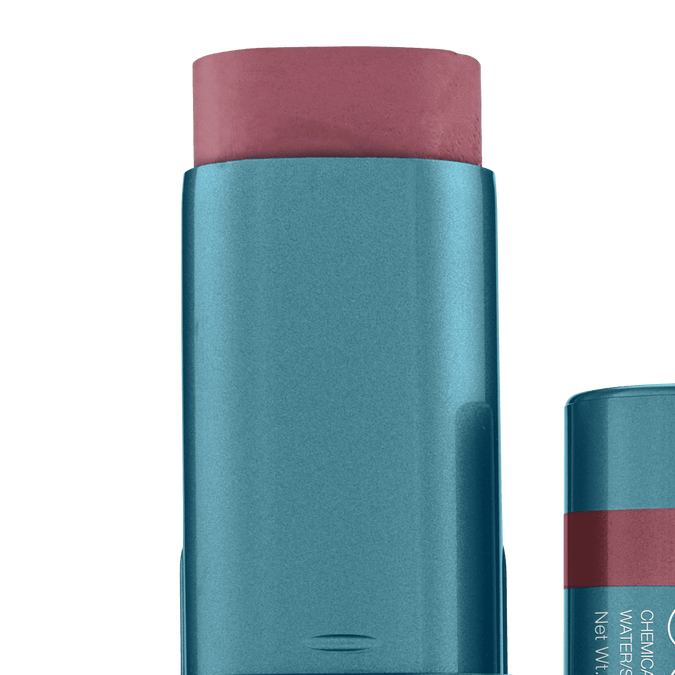 Maquillaje a prueba de sudor y agua para verano 2023