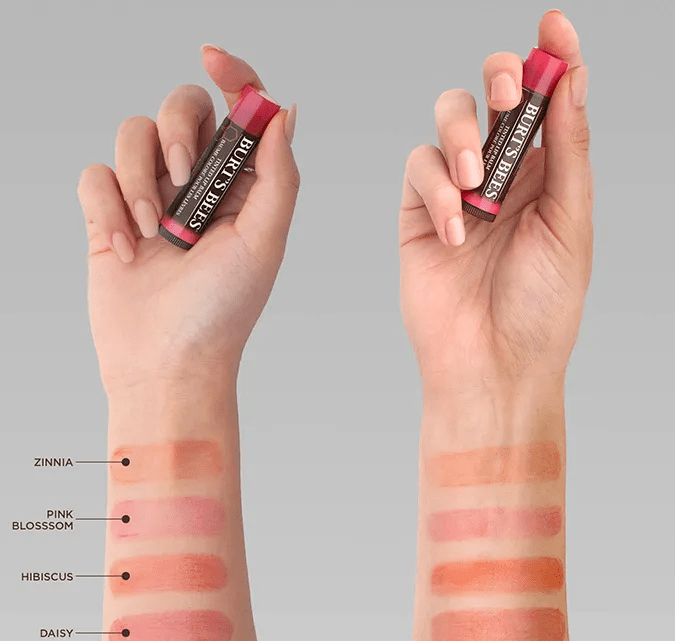 Conoce el bálsamo para labios favorito de Margot Robbie que cuesta solo $4.99