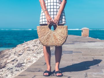 Las bolsas de paja son clave para verano y aquí hay X opciones que puedes comprar en Amazon