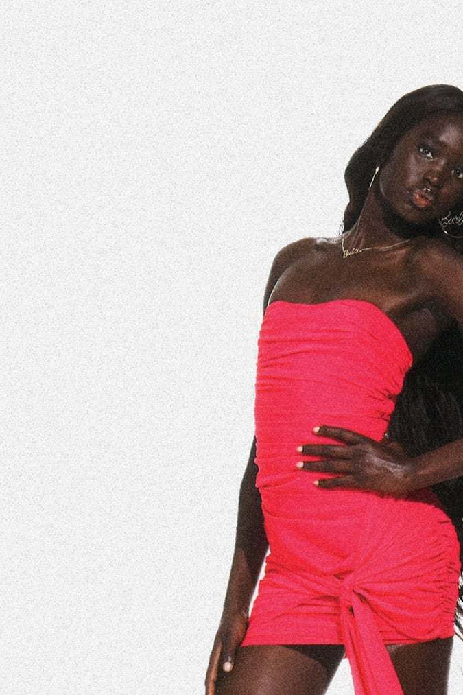 Zara lanza su colección de Barbie que incluye el icónico traje de baño de la primera muñeca