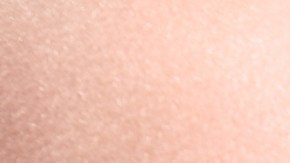 Conoce 5 populares dupes del icónico lip oil de Dior por menos $18 dólares