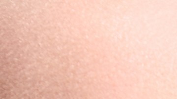 Conoce 5 populares dupes del icónico lip oil de Dior por menos $18 dólares