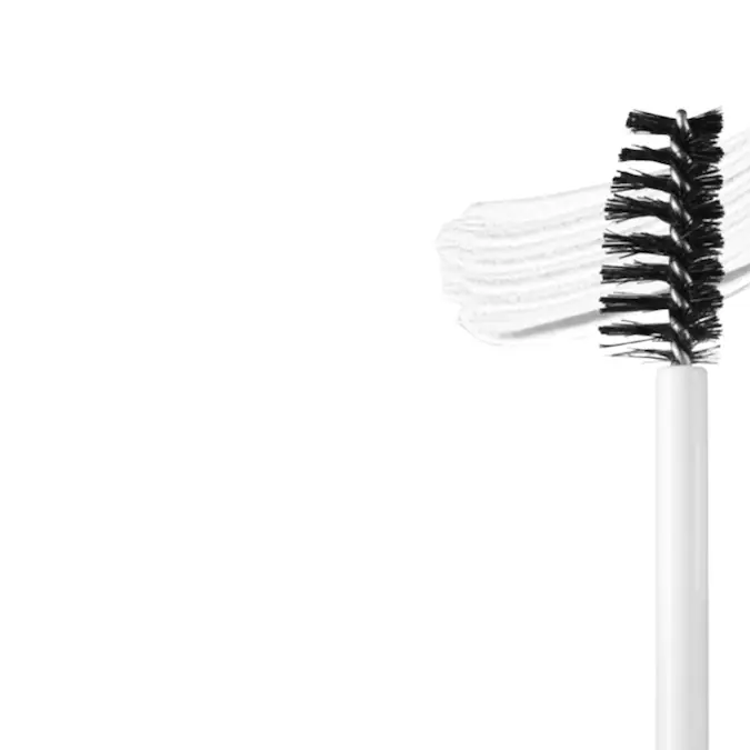 Gel de cejas para peinarlas y fijarlas en su lugar por muchas horas