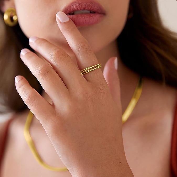 Joyería minimalista: lo que necesitas saber para incorporarla a tus atuendos