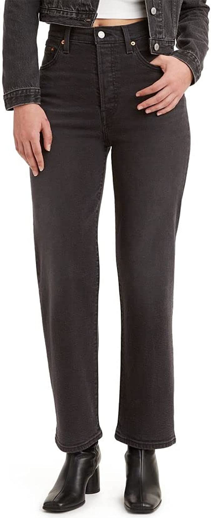 Si te gusta el estilo clásico “parisino” estas son 10 prendas que necesitas en tu guardarropa