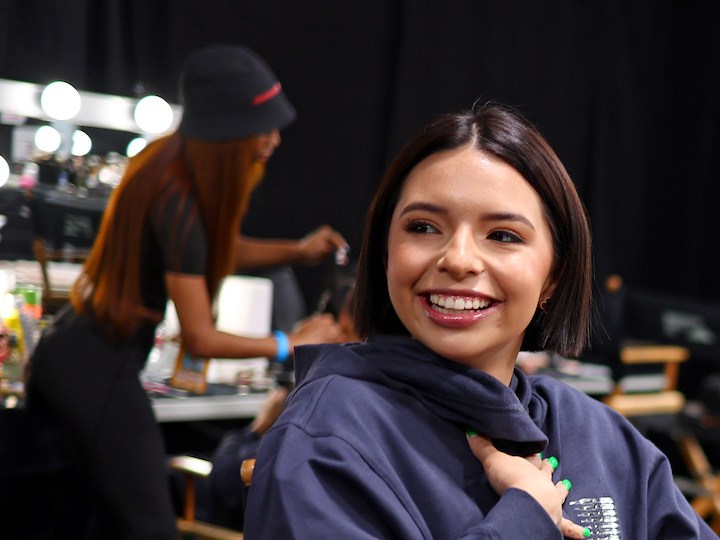 Ángela Aguilar se muestra al natural y sin una gota de maquillaje en Instagram