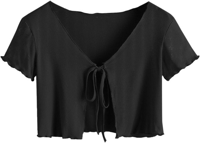 Conoce cuál es la blusa veraniega que será un básico de la moda de otoño 2023