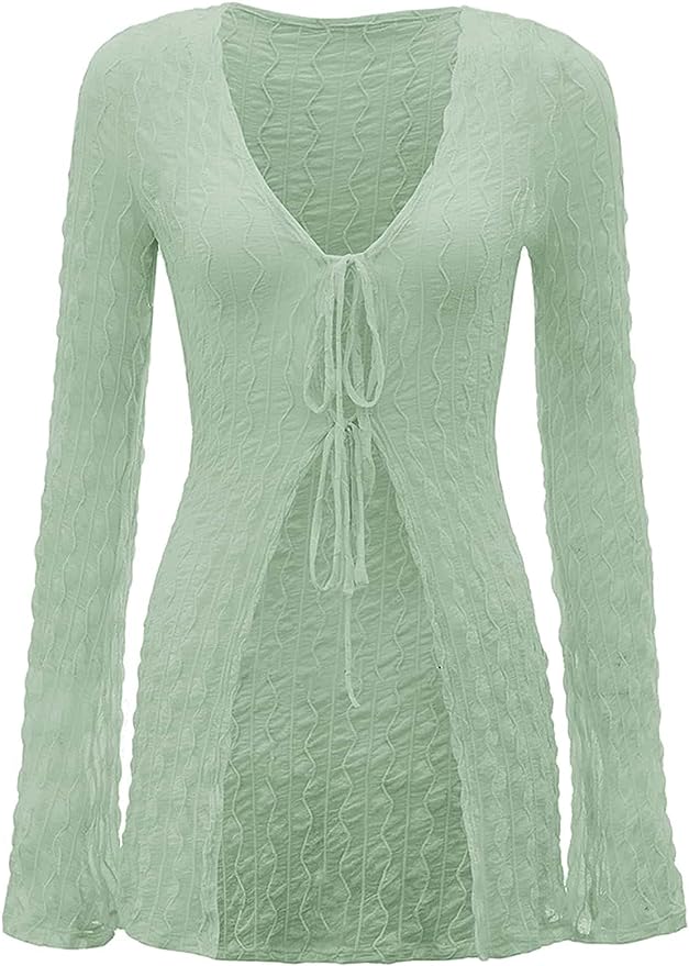 Conoce cuál es la blusa veraniega que será un básico de la moda de otoño 2023