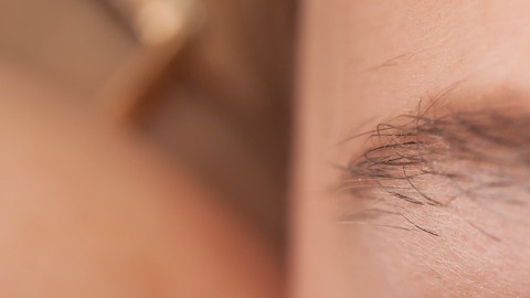 delineado de ojos