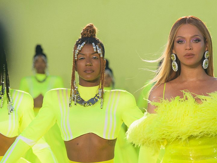 Conoce el setting spray que usó Beyoncé para que su maquillaje no se moviera bajo la lluvia