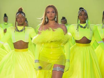 Conoce el setting spray que usó Beyoncé para que su maquillaje no se moviera bajo la lluvia