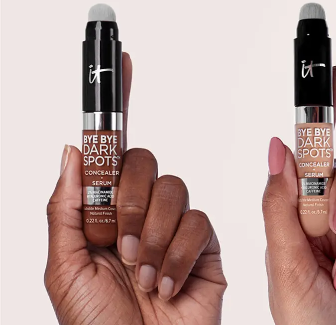 Conoce el corrector de maquillaje que se ha hecho viral por ayudar con la hiperpigmentación