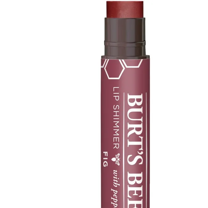 5 dupes populares del labial ‘black honey’ de Clinique desde $5 dólares