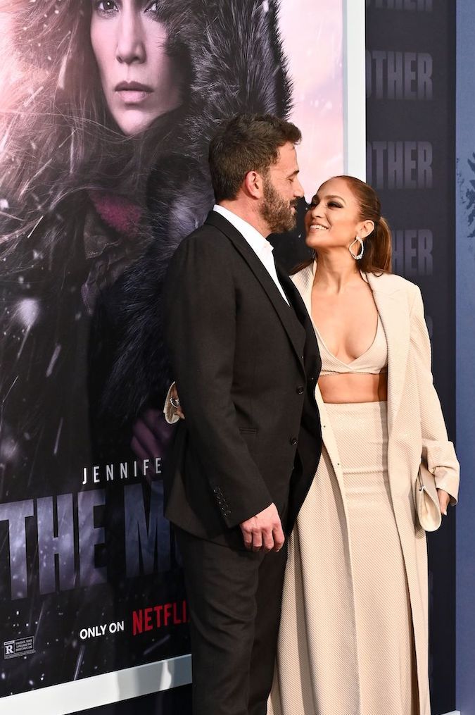JLo comparte un video por el cumpleaños de Ben Affleck y divide opiniones entre los fans