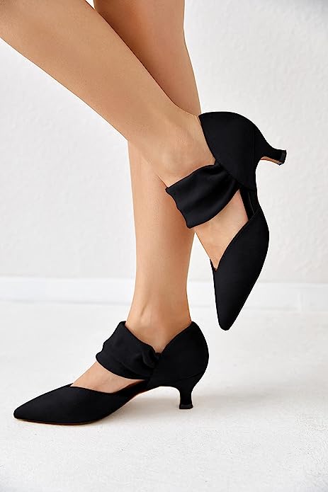 ¿No te gustan los tacones altos? Estos 9 ‘kitten heels’ en Amazon son una gran alternativa