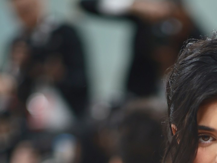 Kylie Jenner celebró su cumpleaños 26 en la playa y a bordo de un yate