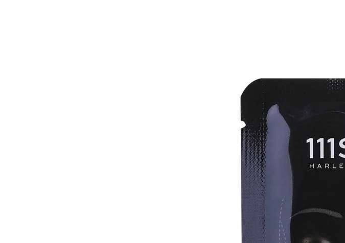 Conoce los parches de ojos favoritos de Victoria Beckham que solo cuestan $17 dólares