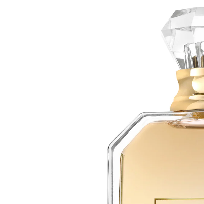 5 perfumes con notas florales que te harán sentir el jardín más lujoso