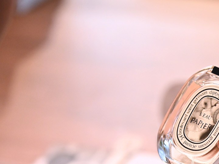 5 perfumes con notas florales que te harán sentir el jardín más lujoso