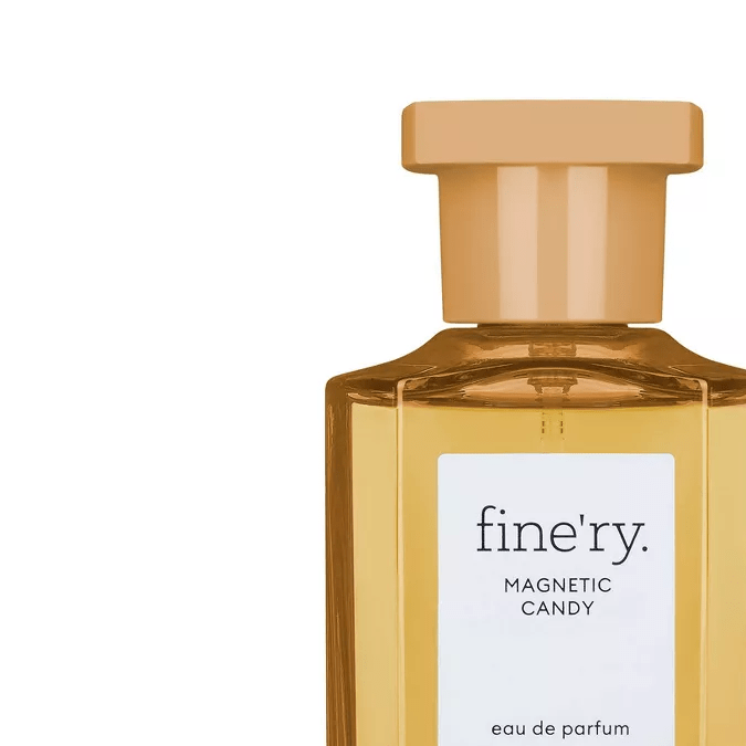 5 perfumes con notas florales que te harán sentir el jardín más lujoso