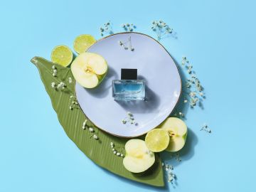 5 deliciosos perfumes con notas de manzana que te dejarán un aroma frutal pero enigmático