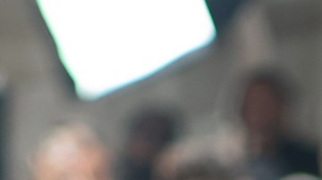 Rihanna comparte una foto amamantando y anuncia su nueva línea de brasieres de lactancia