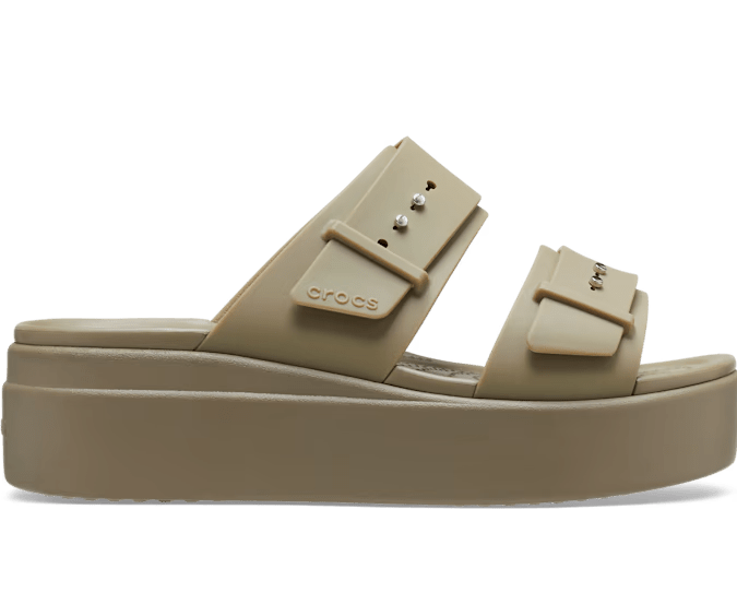 5 sandalias de plataforma de Crocs virales en TikTok y que cuestan menos de $85 dólares