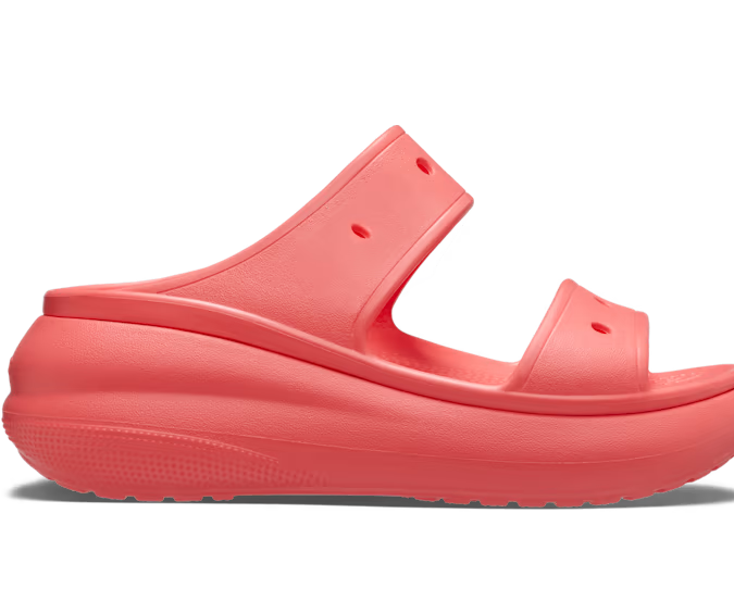 5 sandalias de plataforma de Crocs virales en TikTok y que cuestan menos de $85 dólares