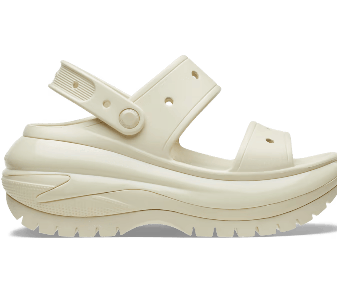 5 sandalias de plataforma de Crocs virales en TikTok y que cuestan menos de $85 dólares