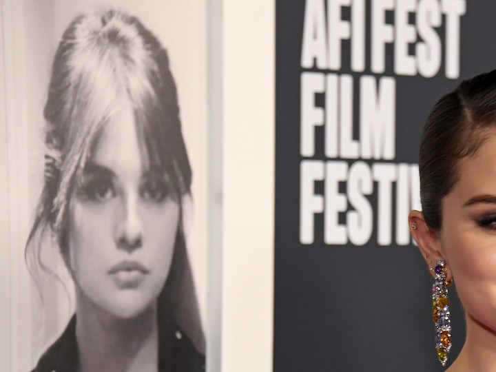 Selena Gomez estrena ‘Single Soon’, la canción pop para terminar el verano