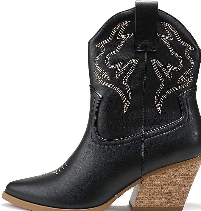 8 hermosos botines que puedes comprar en Amazon y tienen más de 4 estrellas de calificación