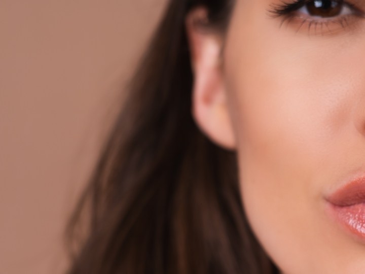 Conoce el gloss viral en TikTok que humecta y cuida tus labios por solo $3 dólares