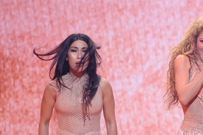 Exempleada de Shakira se le va a yugular y la señala de tacaña y “nefasta”