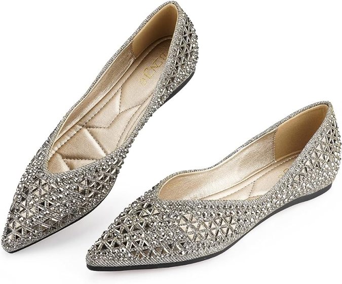 Moda otoño 2023: 8 zapatos con brillantes que puedes comprar desde $25 dólares