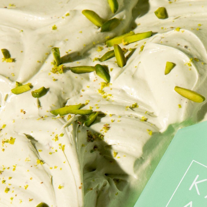 6 perfumes con notas de algodón de azúcar para tener un olor dulce pero sofisticado