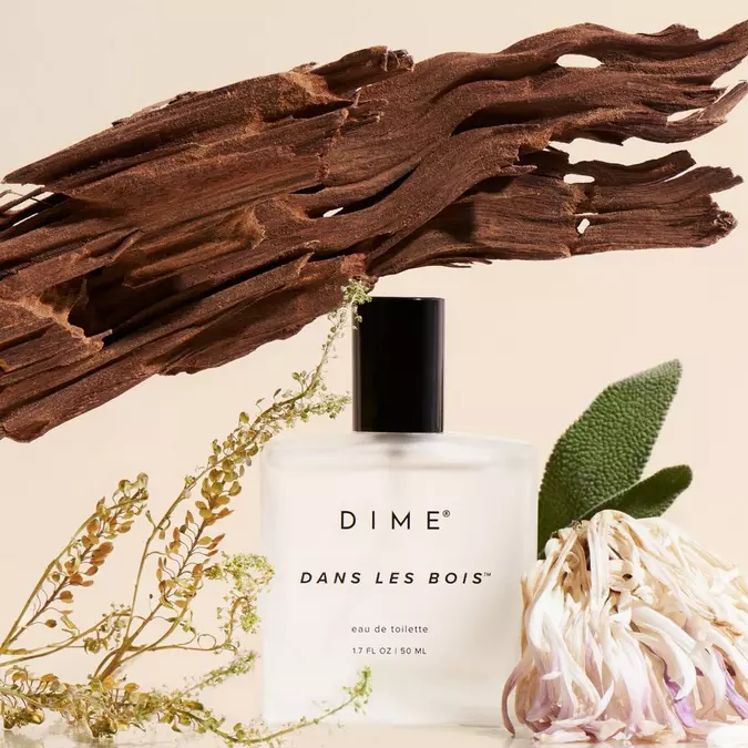 6 deliciosos perfumes con notas de ámbar que te transportarán a una cabaña llena de lujo