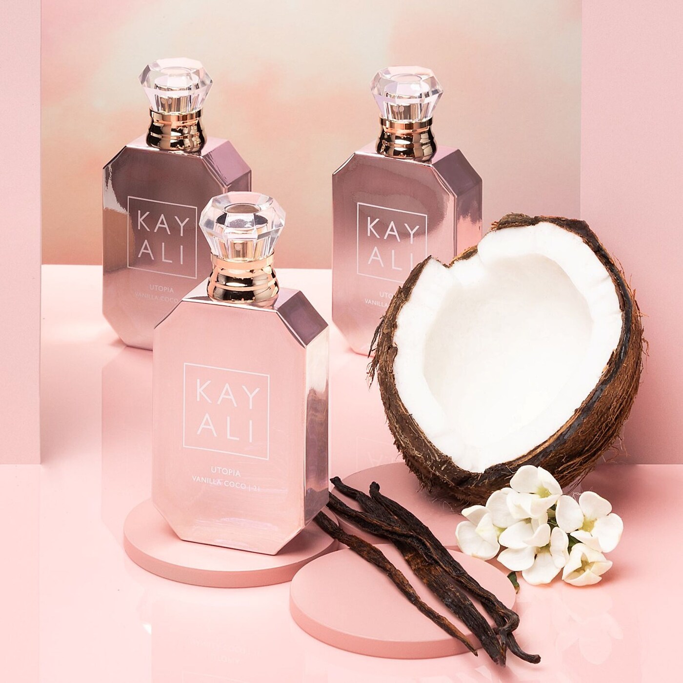 6 populares perfumes con notas de coco para asegurarte de que el verano nunca termine