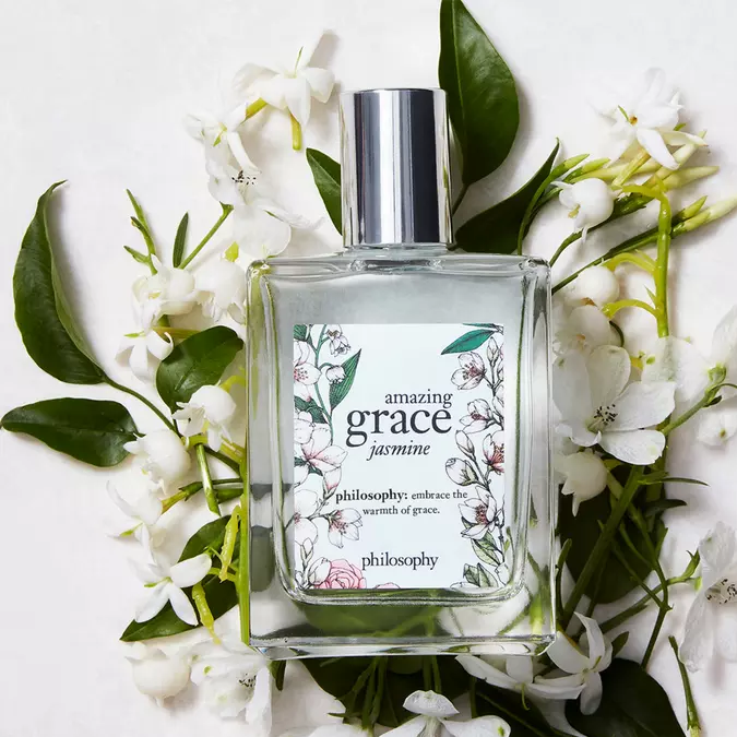 6 perfumes con notas de jazmín ideales para acompañar el estilo del ‘lujo silencioso’