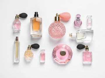 7 perfumes con notas de madreselva ideales para el estilo ‘cottagecore’