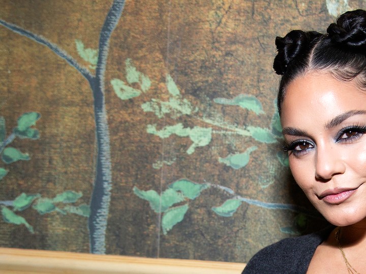 ¿Buscas un serum para manchas y líneas de expresión? Vanessa Hudgens te comparte su favorito