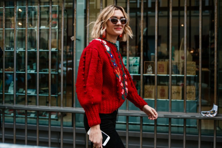 Tendencias otoño/invierno 2023: 5 prendas cómodas que puedes agregar a tu guardarropa