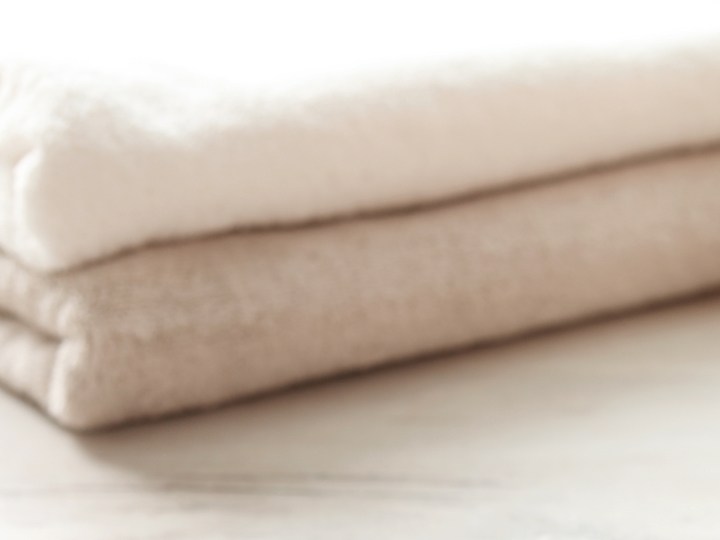 Dile adiós a los pies secos y agrietados con esta popular crema de $8 dólares