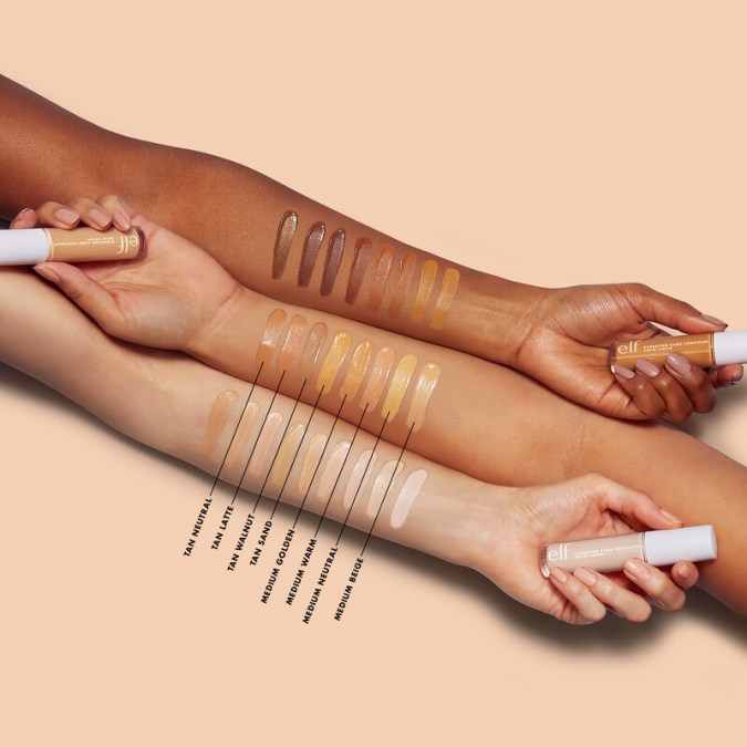 Dile adiós a las ojeras con este corrector de maquillaje viral que solo cuesta $7 dólares