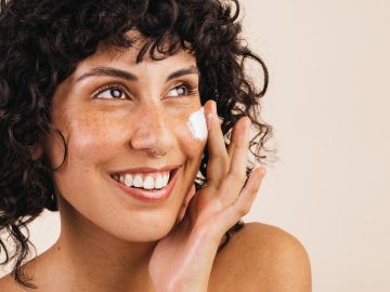 Conoce el humectante facial para piel sensible que te ayudará a cuidarla por $11 dólares