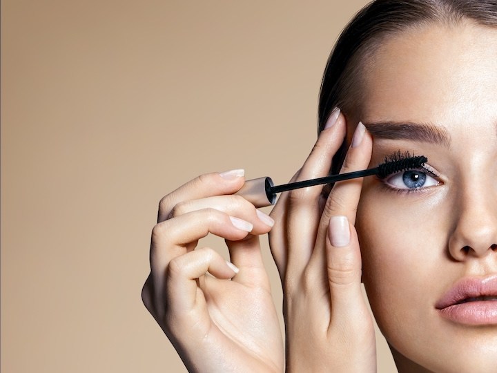 Conoce 5 populares máscaras de pestañas de L’Oréal, sus beneficios y resultados
