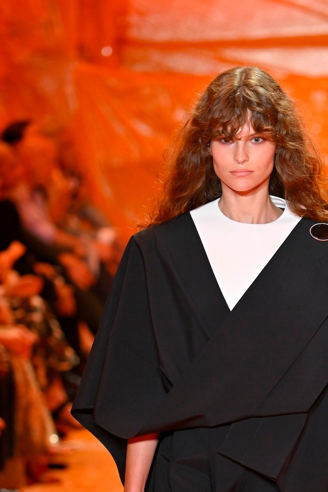 Paris Fashion Week SS24: 5 hermosas tendencias de peinados que arrasaron en los desfiles