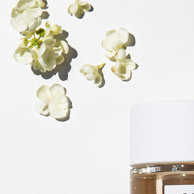 X perfumes con notas de gardenia para conseguir un aroma floral súper elegante