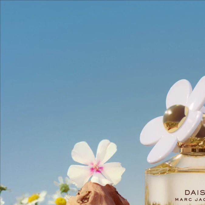 X perfumes con notas de gardenia para conseguir un aroma floral súper elegante