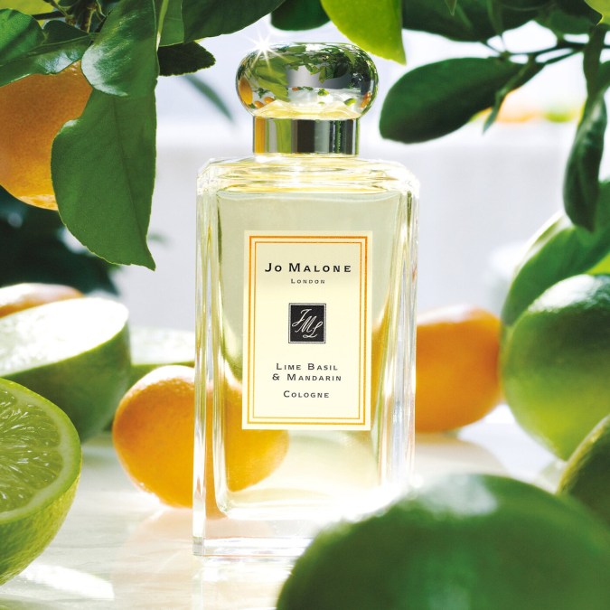 5 perfumes con notas limón verde que te dejarán un aroma fresco, ligero y unisex